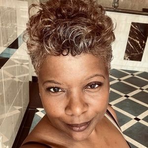 Meet your Posher, Bridget